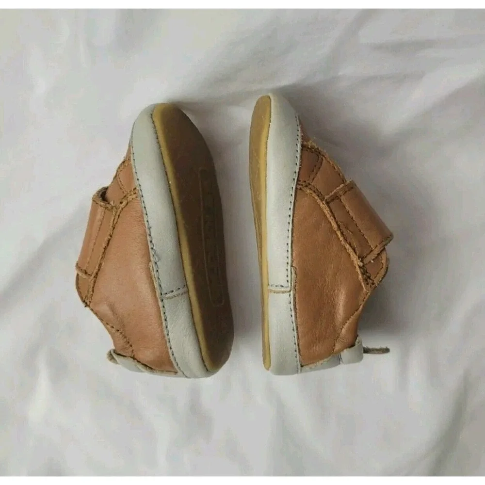 Old Soles Girl's & Boy's Wendle Hook and Loop Closure Sneakers Size 2 3/6 Mos